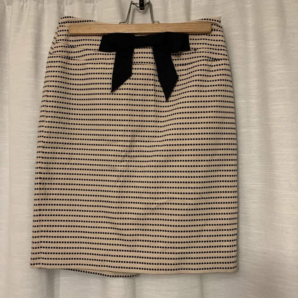 NWT Forever 21 pencil skirt